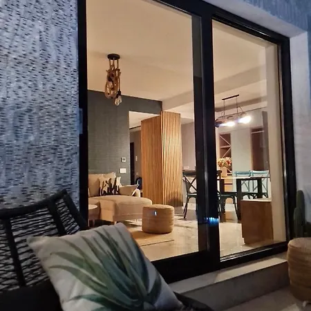 Apartment Royal Sea View Design Promenada 3 *
